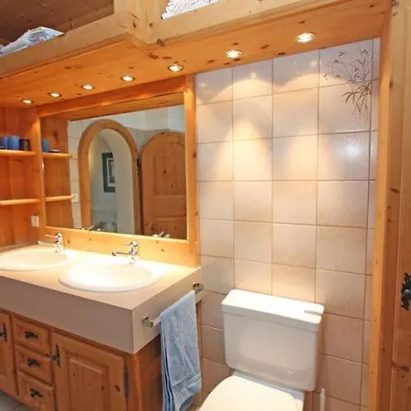 Chesa Sonnenuhr Madulain