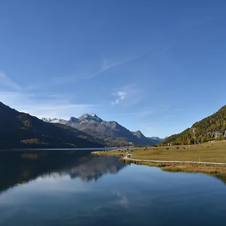 Apartamento Chesa Sonnenuhr *